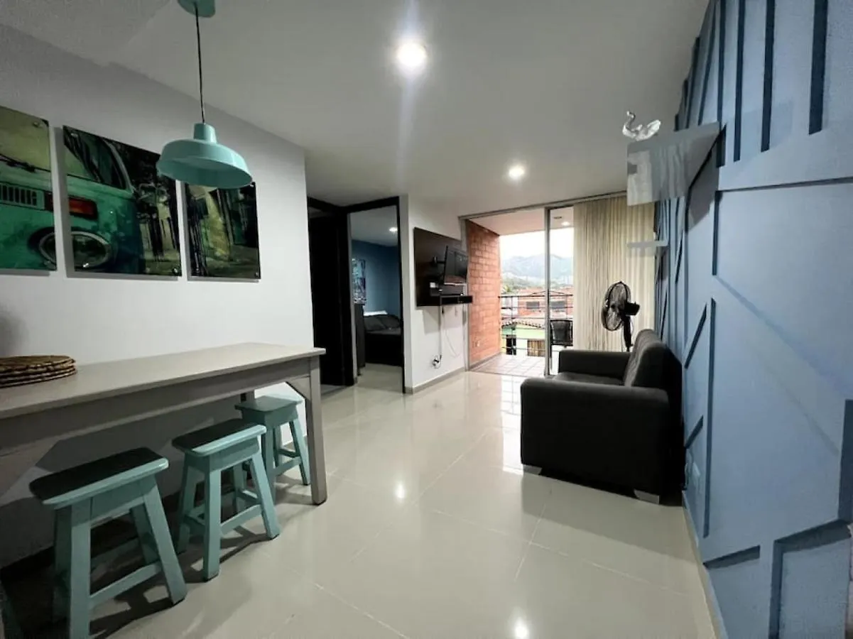 Edificio 2 Sur 404 3 Bed, 200 Mbps Wifi, Guest Friendly, Poblado Appartement Medellín